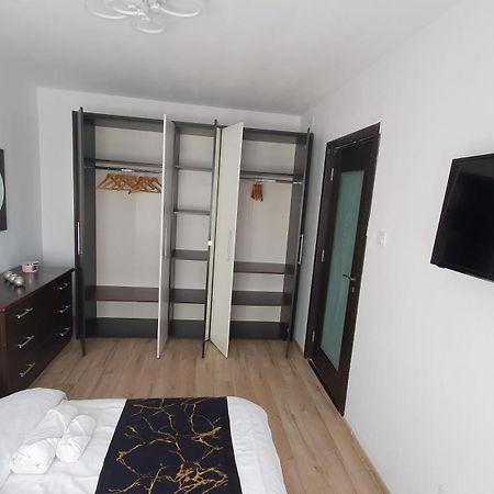 Andrei Apartment Брашов Екстериор снимка